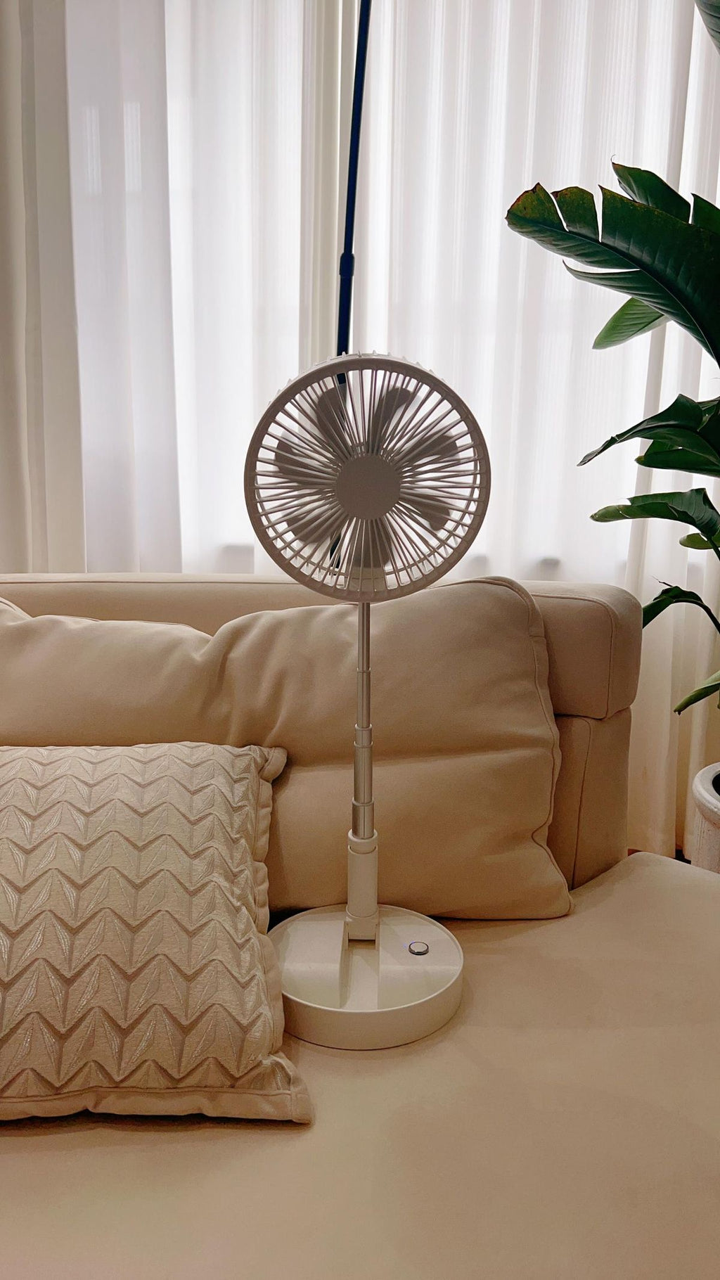 Rechargeable Telescopic Foldable Fan